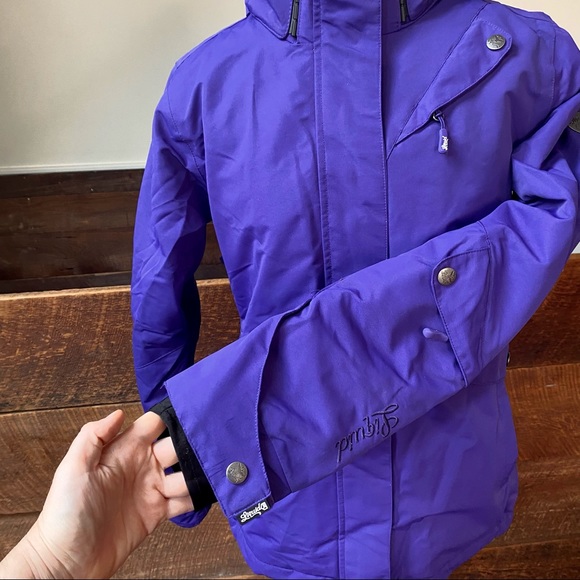 Liquid Montreal Deluxe Ski & Snowboarding Jacket - Picture 3 of 16